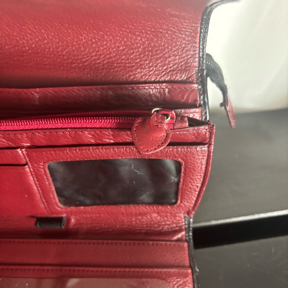 Vintage Brighton Black Leather Shoulder Bag with Red Heart - Picture 11 of 14